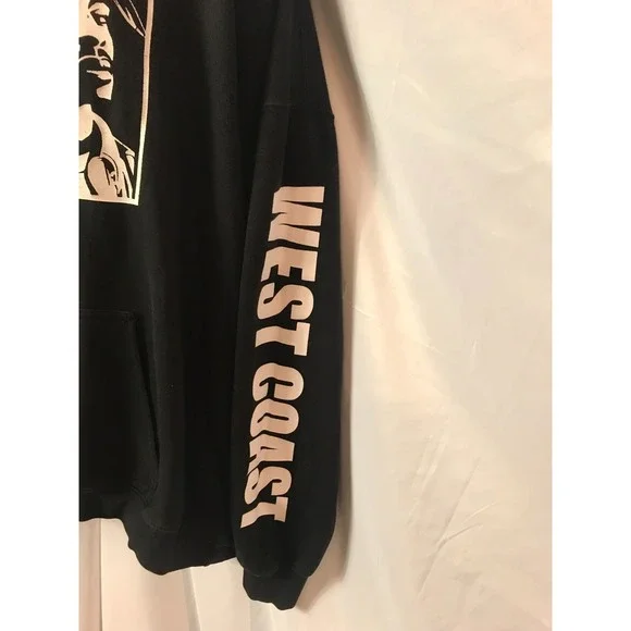 Unbranded Vtg Hip Hop Biggie vs Tupac East Coast vs West Coast Pullover Hoodie - Picture 5 of 8